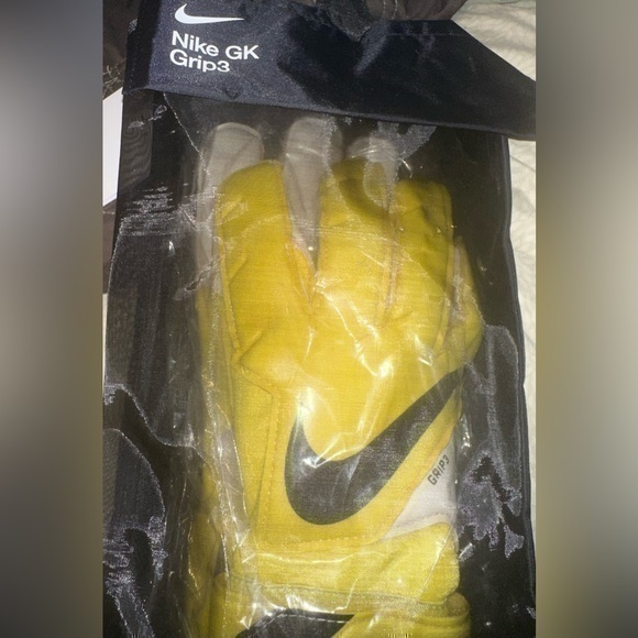 NIKE GK VAPOR GRIP 3 Football / Soccer GOALKEEPER GLOVES Size 8 CN5651-765 NWT - Picture 1 of 6